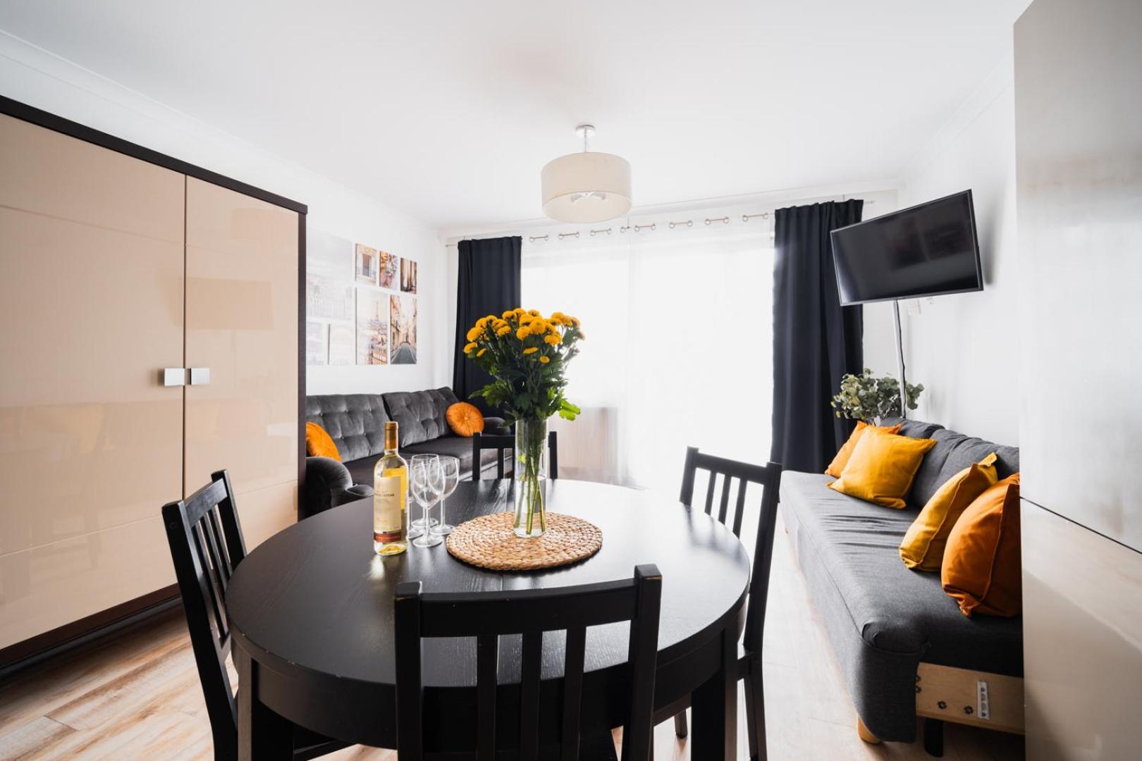 Apartment Old Town - 3 Rooms - 2 Bathrooms - 12 People - Parking Place ヴロツワフ エクステリア 写真
