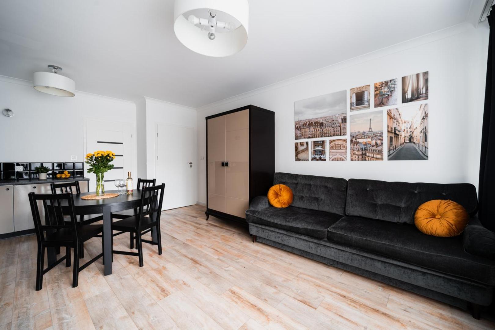 Apartment Old Town - 3 Rooms - 2 Bathrooms - 12 People - Parking Place ヴロツワフ エクステリア 写真